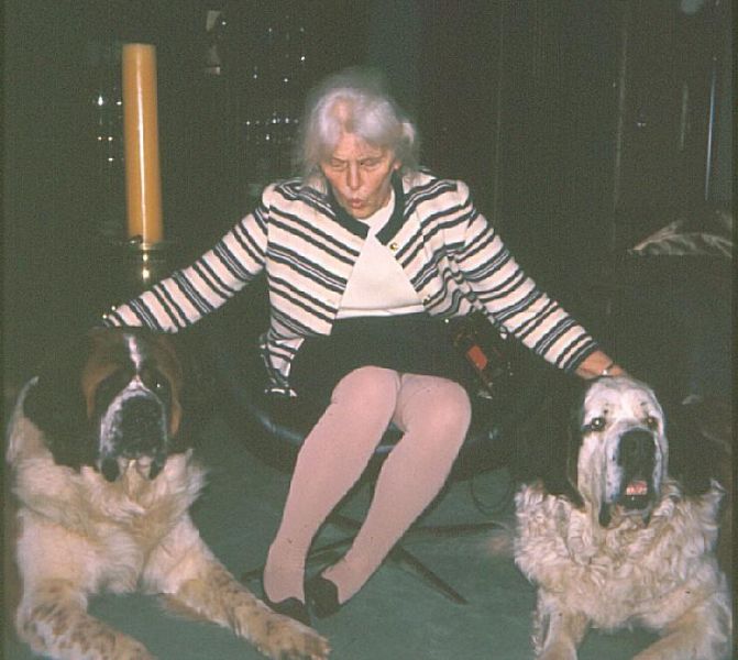 gal/Kryger Family Photos 1/moesje_with_tanya_and_igor.jpg